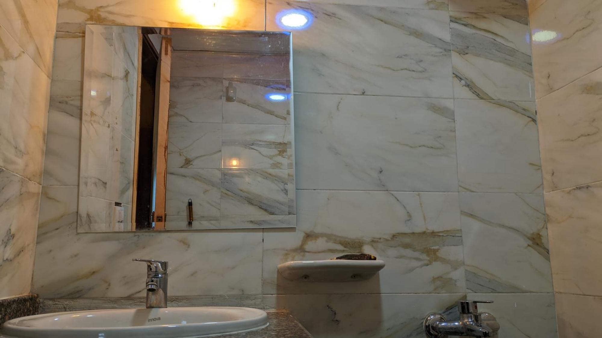 Royal Crown Hotel عائلات فقط Alexandria Exterior foto
