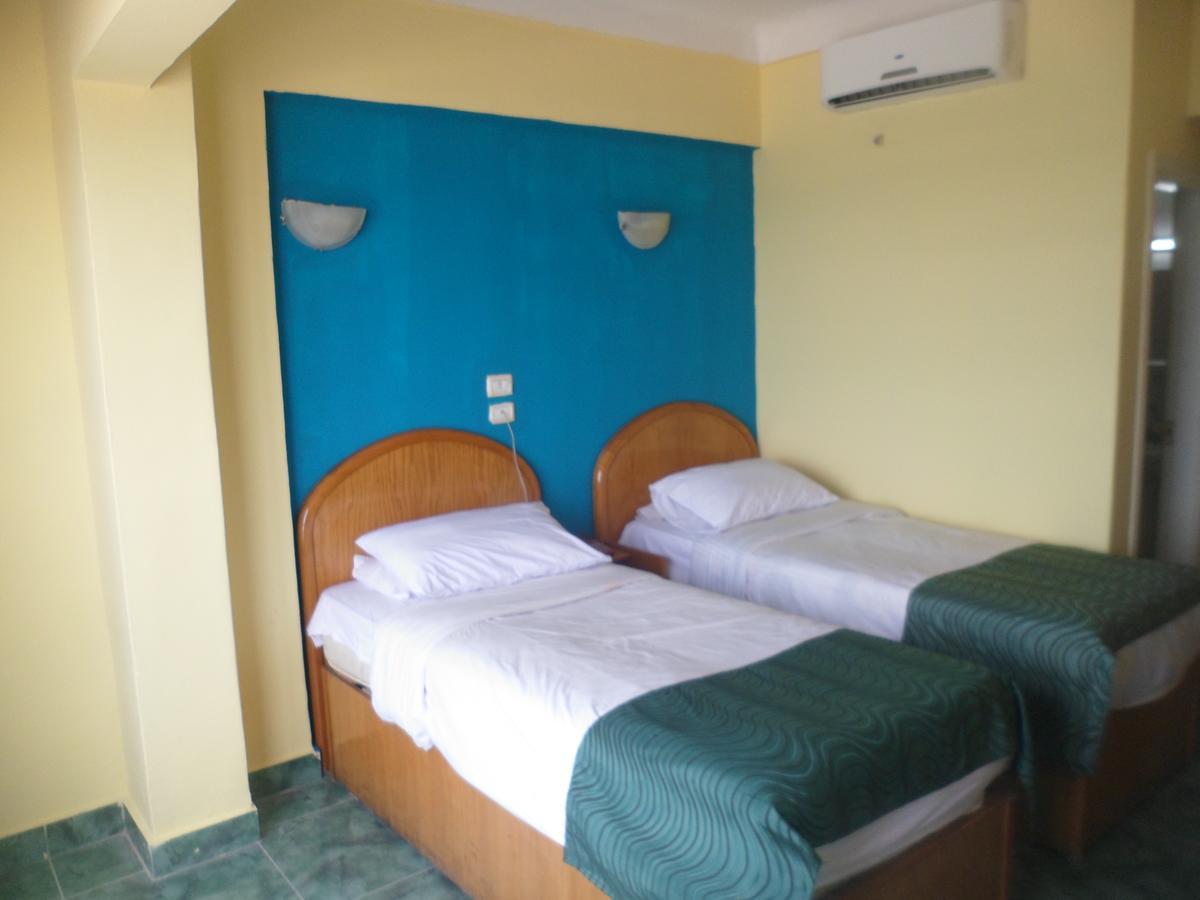 Royal Crown Hotel عائلات فقط Alexandria Exterior foto